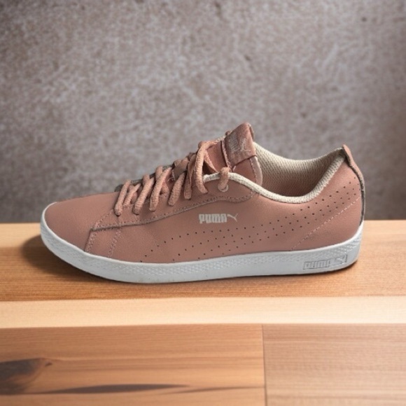 PUMA Smash V2 Women’s Leather Sneakers | Peach Beige | Size 7.5 | SoftFoam - Picture 1 of 6